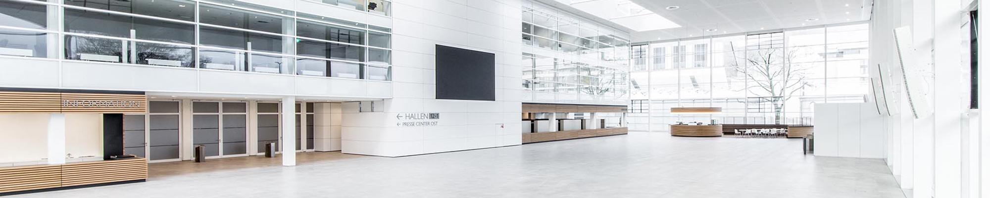 IPM ESSEN: 
		Videowall
	