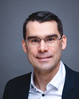 IPM ESSEN: 
		Dr. Henning Krause
	