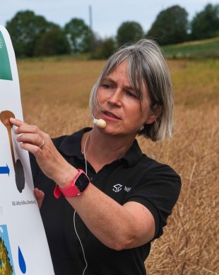 IPM ESSEN: 
		Andrea Ficke
	