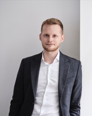 IPM ESSEN: 
		Dr. Jasper Prigge
	