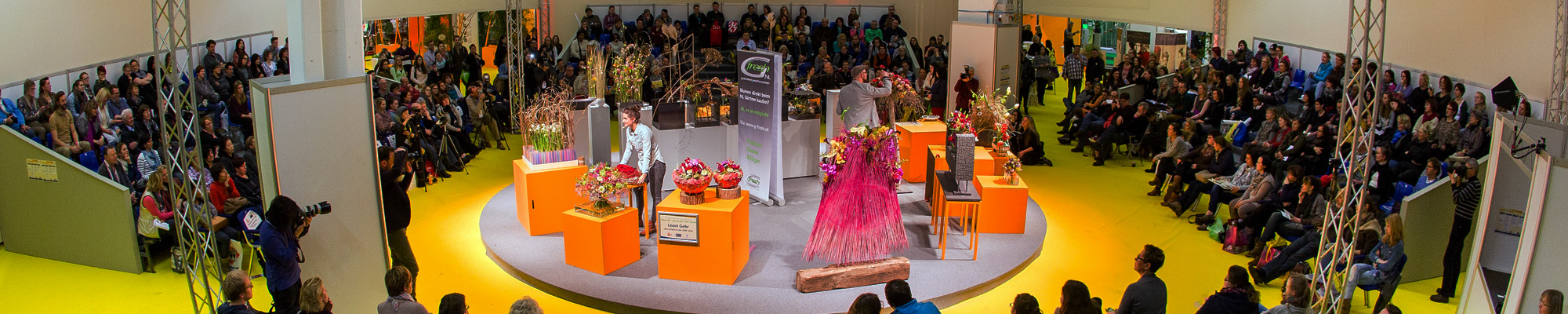 IPM ESSEN: 
		Floristikshow mit Publikum
	